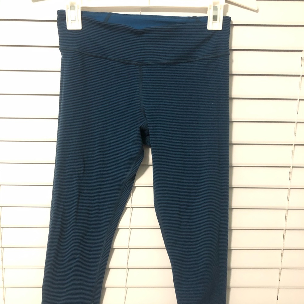 Blue Striped Cropped Leggings